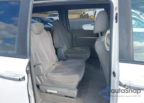 2007 Hyundai Entourage Gls/Limited/Se z USA, uszkodzony, nr VIN KNDMC233276016816